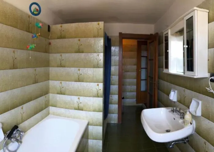 La Luna Di Botto Bruce Affittacamere Chiavari