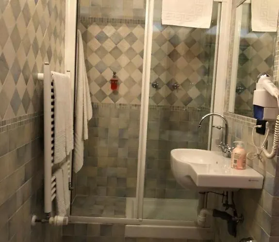 La Luna Di Botto Bruce * Chiavari