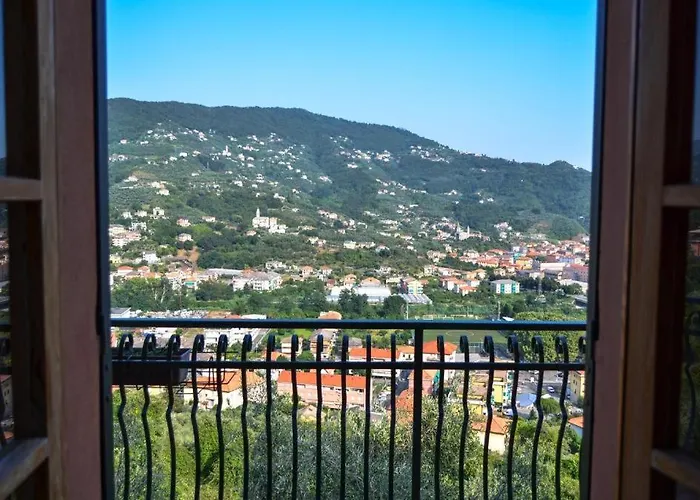 La Luna Di Botto Bruce Affittacamere Chiavari